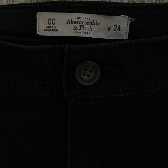 Abercrombie & Fitch black shorts - Picture 3 of 3